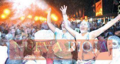 Con r�cord de p�blico concluy� el Festival de la Chaya 2013