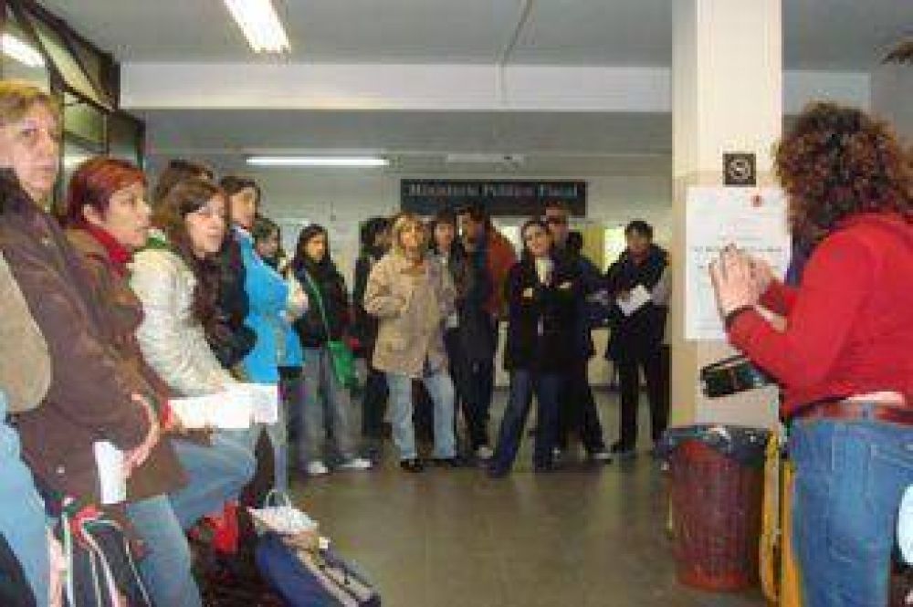 Los judiciales de Quilmes se reunir�n con la Corte para manifestarse contra persecuci�n gremial
