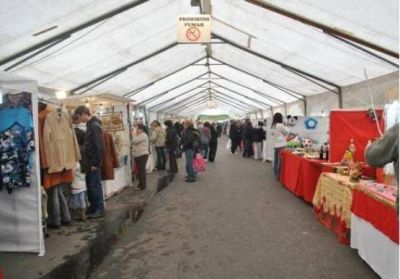 Destacan participaci�n de miles de personas en el galp�n costero