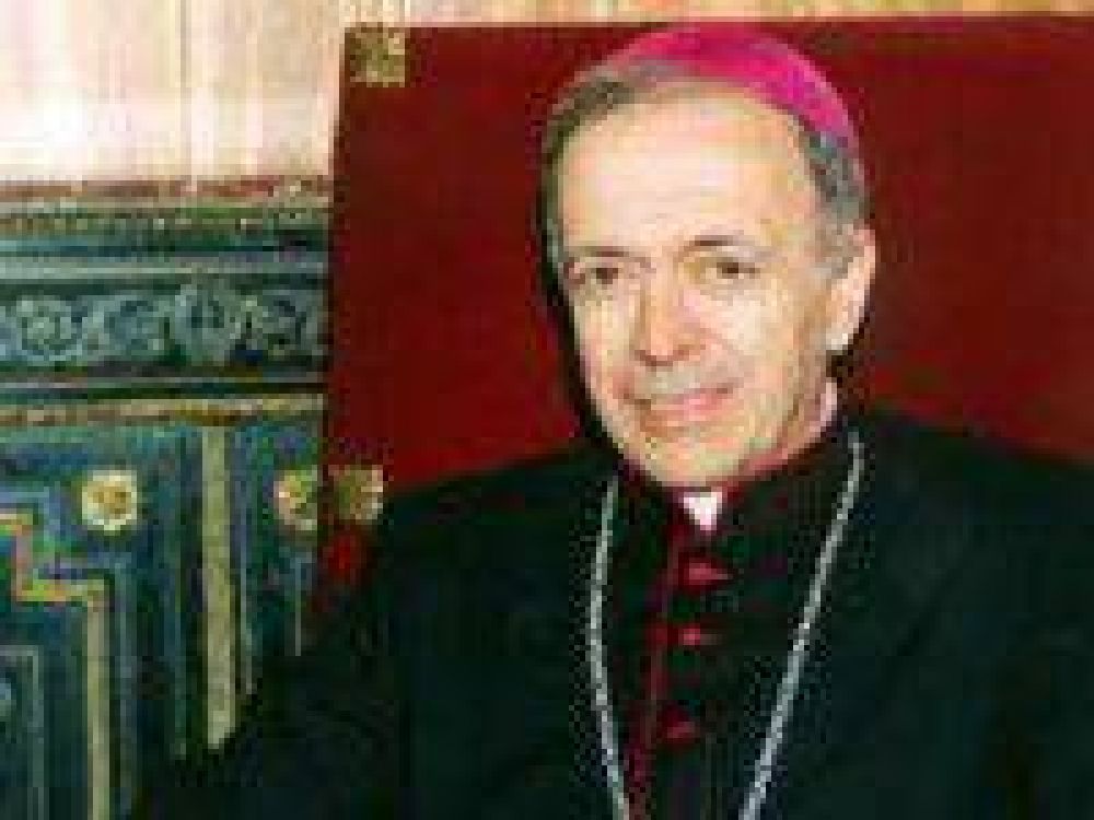  Monse�or Antonio Marino dijo que Benedicto XVI renunci� porque �ha experimentado de manera muy fuerte un decaimiento f�sico�