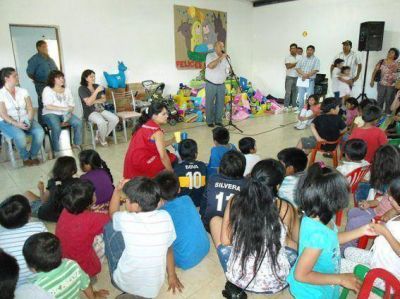Inauguran Centro de Contenci�n Infantil