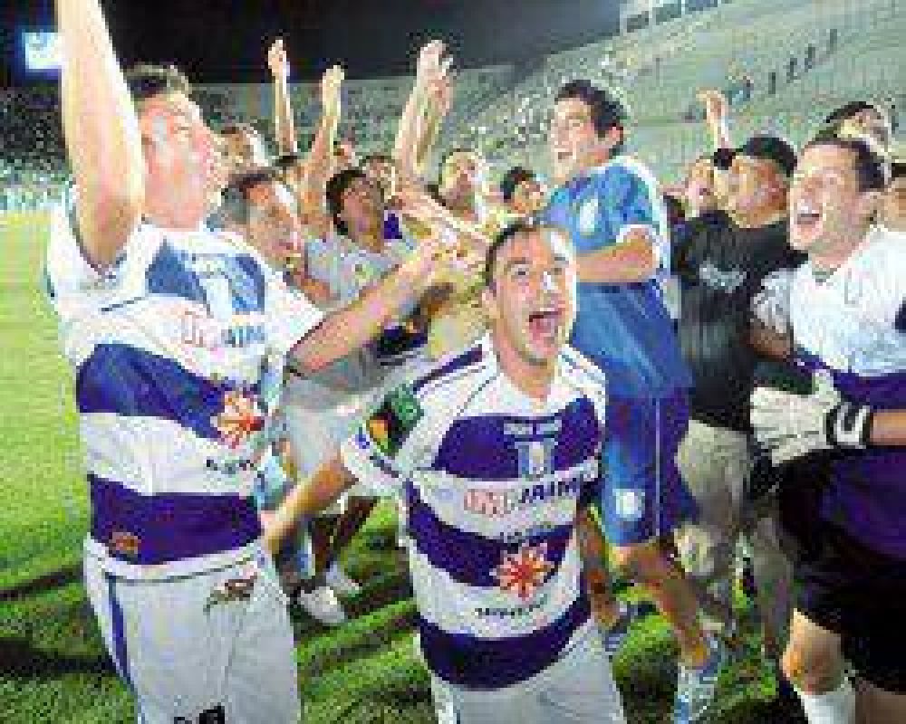 Uni�n contin�a haciendo historia