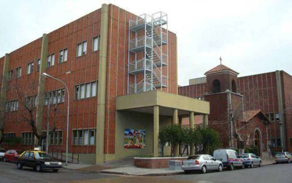 Siguen sin llegar los botones antip�nico a los hospitales locales