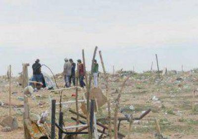 Tomaron tierras en Cutral Co 