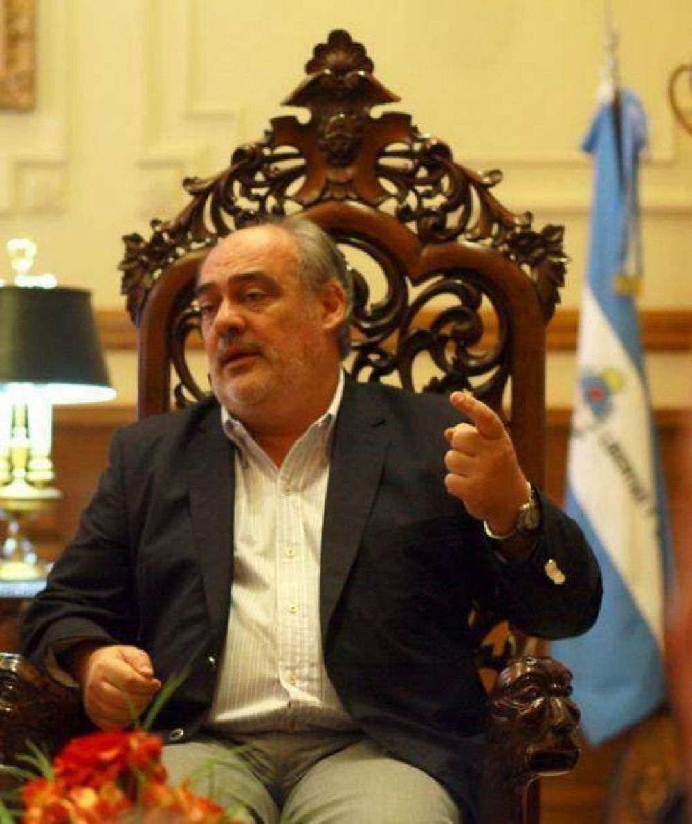 Licitan obra para la llegada del gas