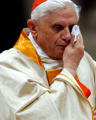 El Padre Antonio Ran de R�o Gallegos destac� el gesto de Benedicto XVI 