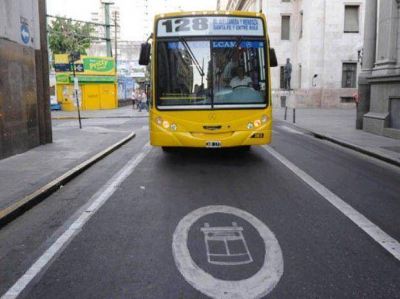 Los carriles exclusivos cumplen un a�o, con 370 mil usuarios por d�a