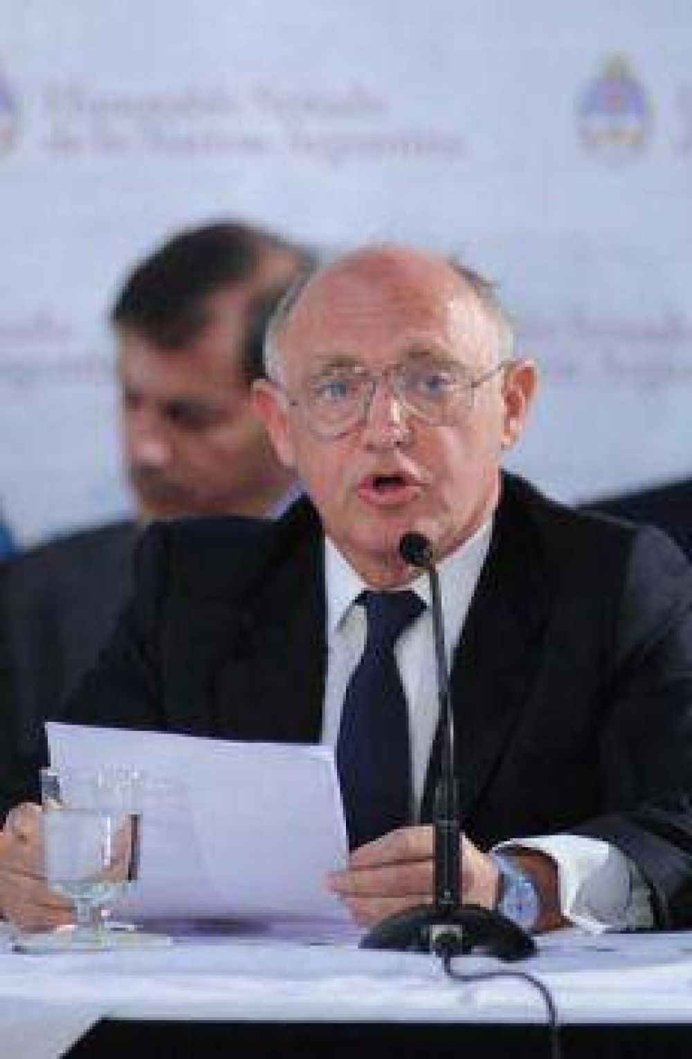 Timerman: "El memor�ndum es para que la causa salga de la par�lisis"