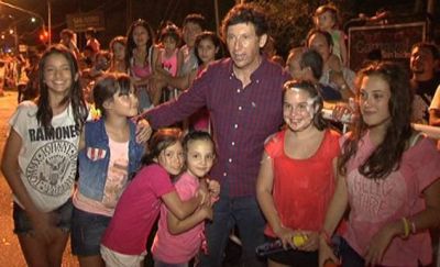 M�s de 20 mil vecinos festejaron el carnaval y las murgas en San Isidro