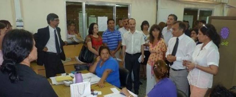 Soto pidi� constancia por escrito de cada paso que d� un docente en el sistema administrativo
