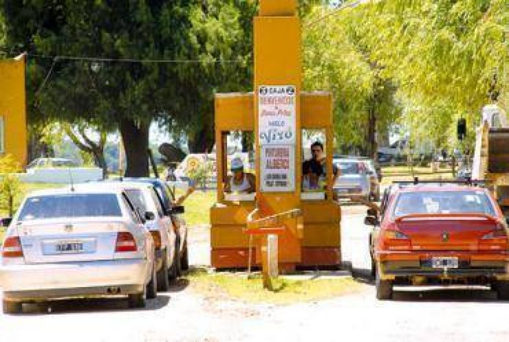 Durante el feriado 37.852 autos ingresaron a Pelay