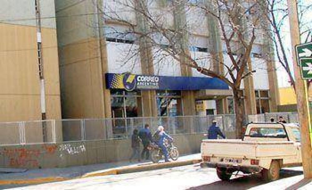 Robaron 200.000 pesos en el Correo Argentino durante el fin de semana largo