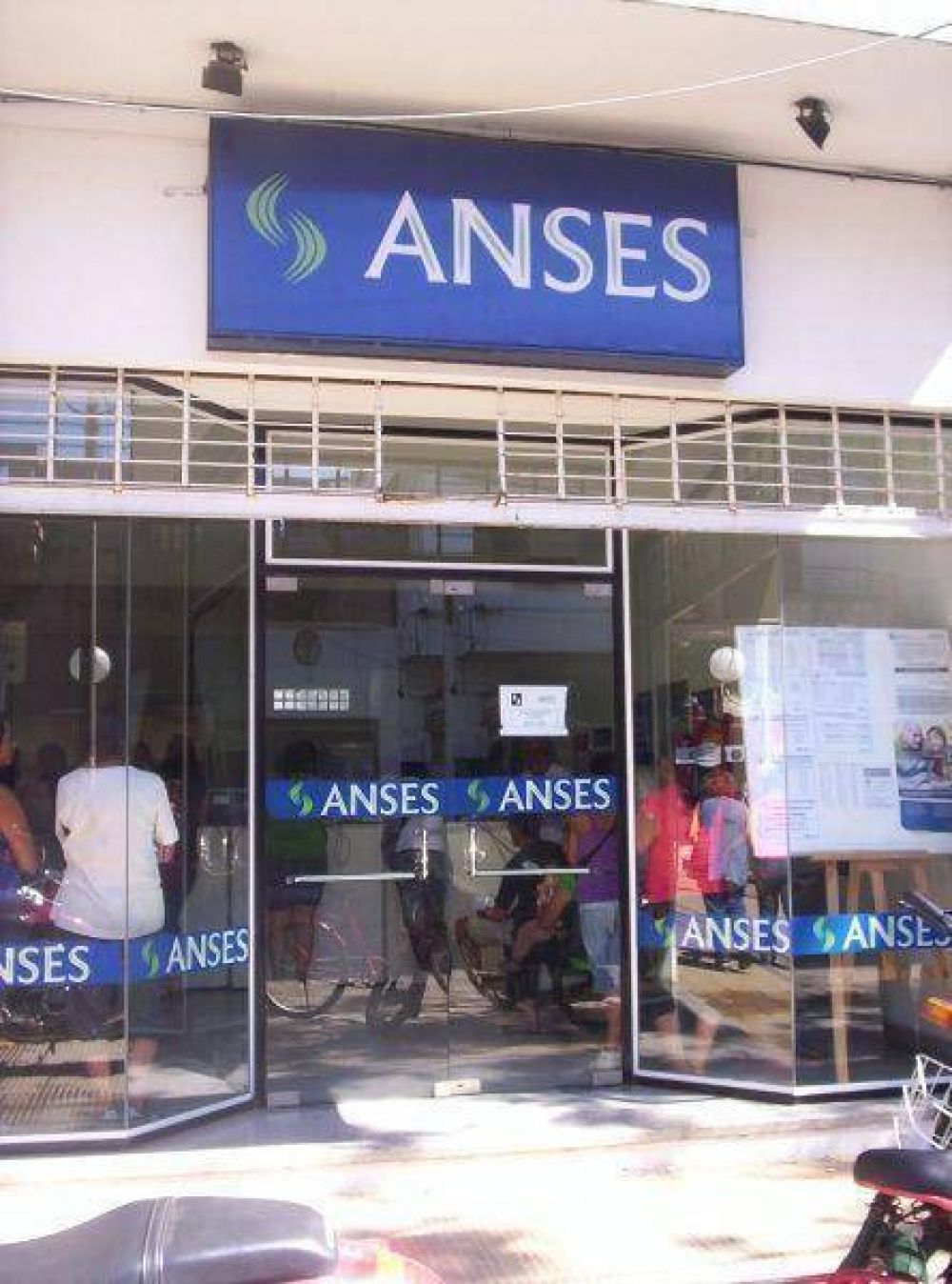 Se atendieron unas 350 personas por d�a d�a en la sede de la Anses