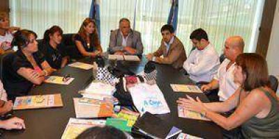 Acuerdo por canasta escolar de 46 art�culos
