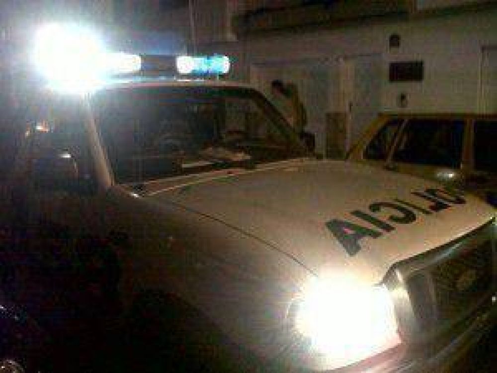 Roban conos de un control vehicular