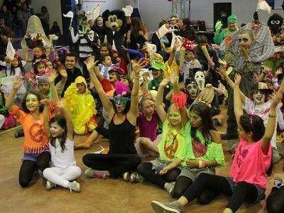 Con los mejores disfraces, finalizaron los �Carnavales de la Alegr�a 2013″