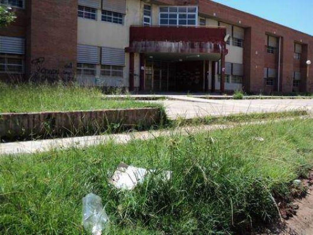 Di�logo continuo para hallar la salida al reclamo docente