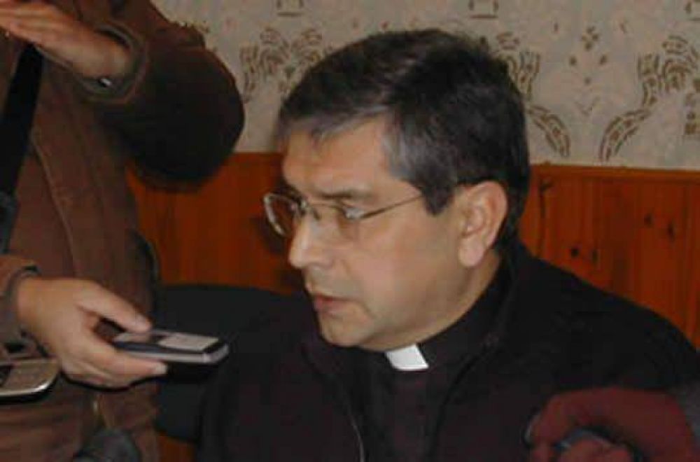 �Es una falta de respeto a la devoci�n popular por la Virgen�