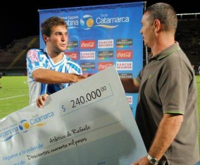 Rafaela se llev� el primer Cheque del �Bicentenario�