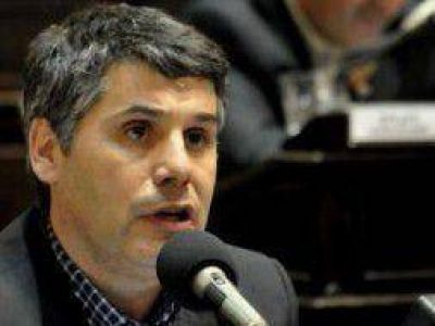 La CC pide que Ferr� brinde explicaciones por el Plan M�s Vida