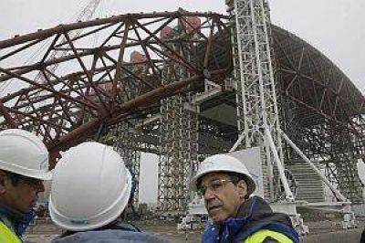 Alerta en Chernobyl por derrumbe en la central nuclear