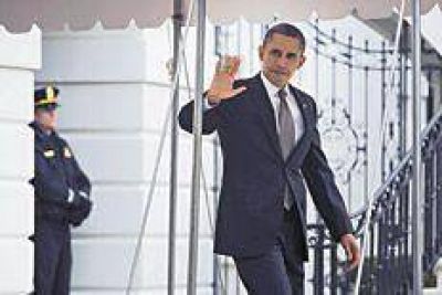 Obama sale de gira para vender su programa