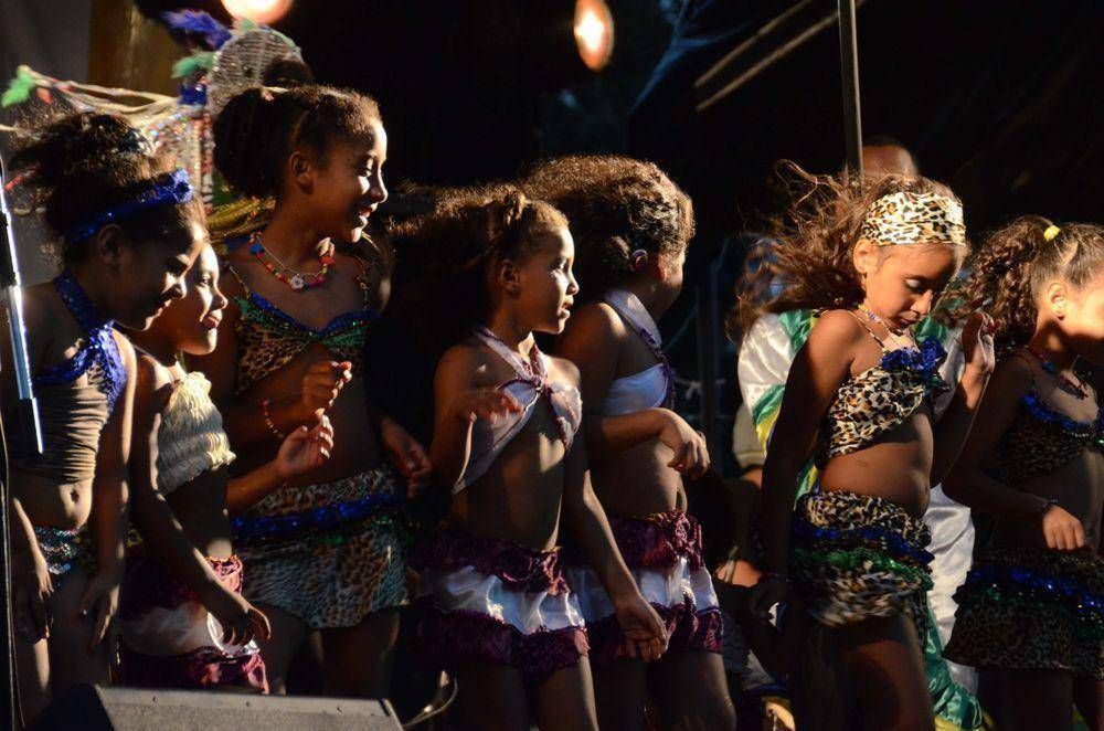 LANUS - CARNAVALES FEDERALES DE LA ALEGRA 2013 EN EL MUNICIPIO DE LANS