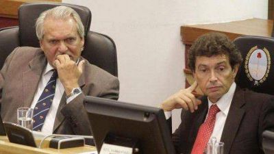 El PJ retom� su clich�: eludir la licitaci�n p�blica