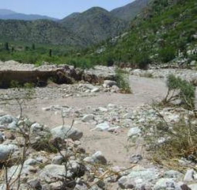 El gobierno defendi� su pol�tica minera y descart� impacto ambiental