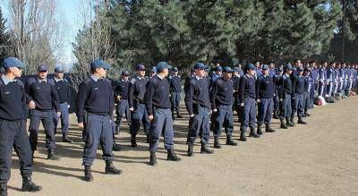 El gobernador anunci� incrementos salariales y nuevas bonificaciones para el sector policial