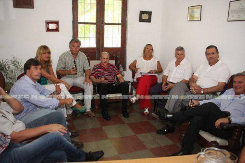 El radicalismo sin hablar de candidaturas acord� unidad en la acci�n pol�tica