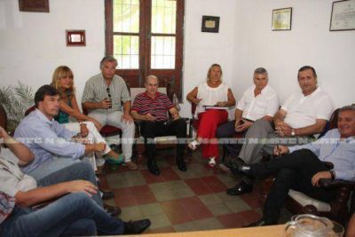 El radicalismo sin hablar de candidaturas acord� unidad en la acci�n pol�tica