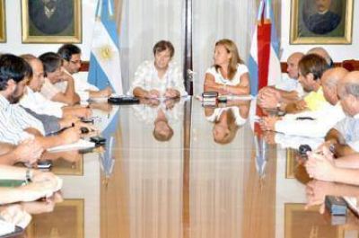 Legisladores se interiorizaron del programa M�s Cerca