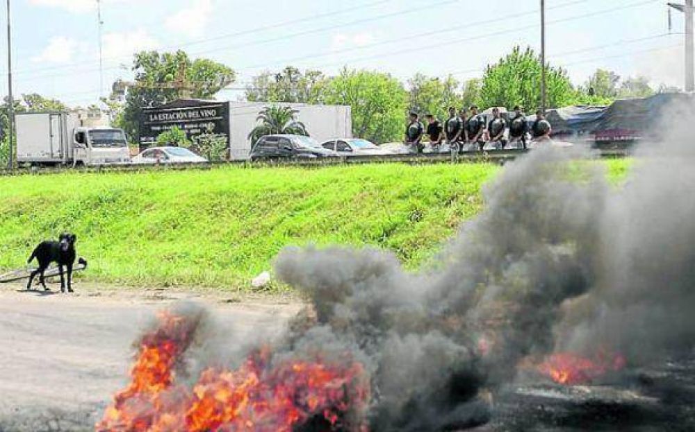 Investigar�n a #EDENOR por los cortes de suministro el�ctrico en la zona