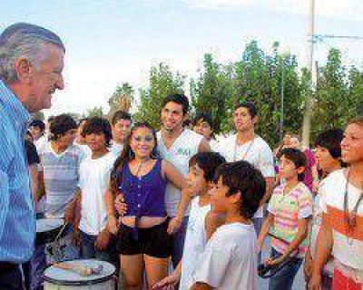 Los cierres de las colonias fueron un despliegue de peque�os artistas