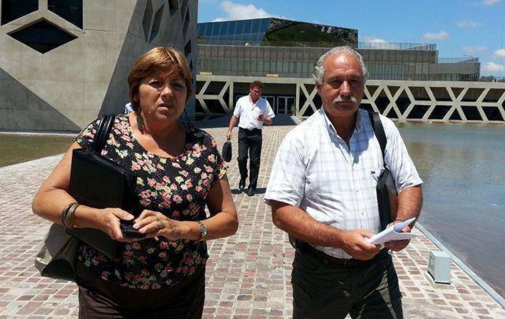 La Provincia ofreci� una suba del 26% a los docentes