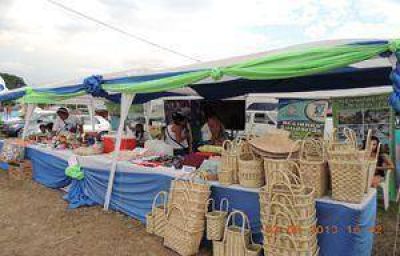 Exitoso paso de emprendedoras por la 12� Fiesta de la Corvina