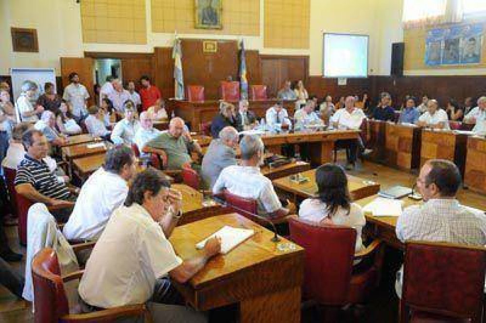 Se profundiza el debate sobre el traslado de la Municipalidad