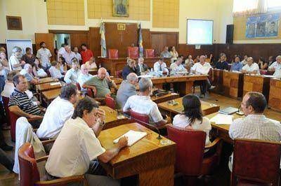Se profundiza el debate sobre el traslado de la Municipalidad