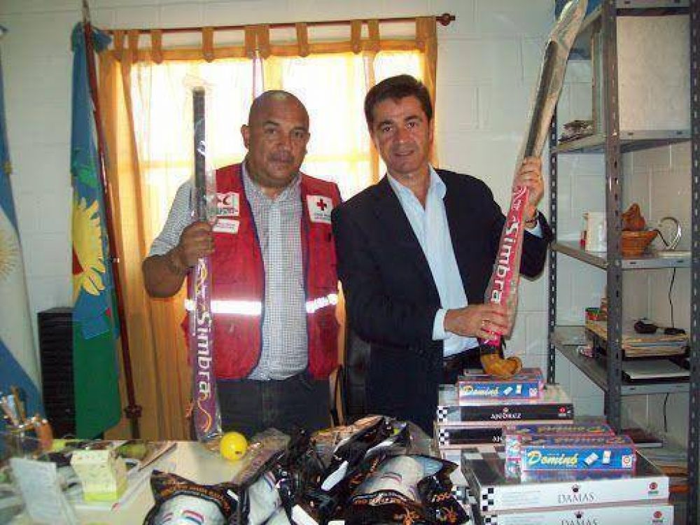 La Cruz Roja realiz� una importante donaci�n a la C�rcel de Mujeres