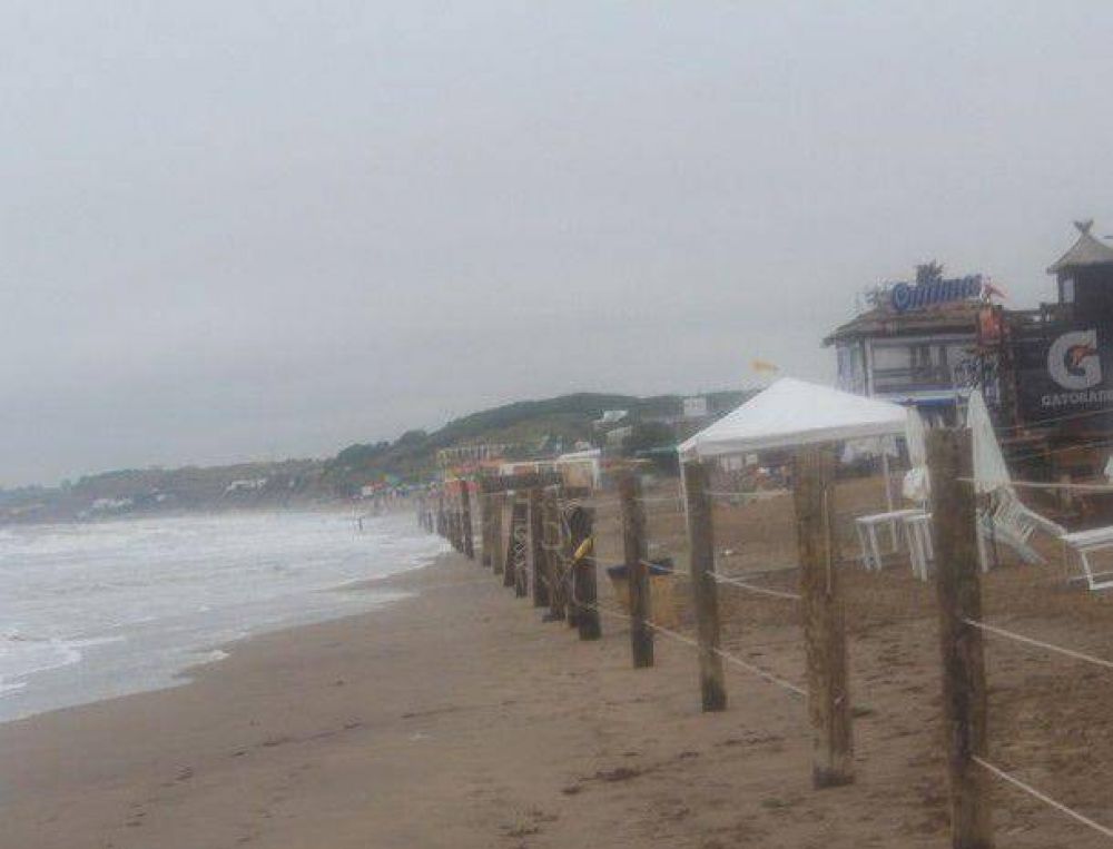Infraccionan a dos balnearios del sur por impedir acceso a playa p�blica