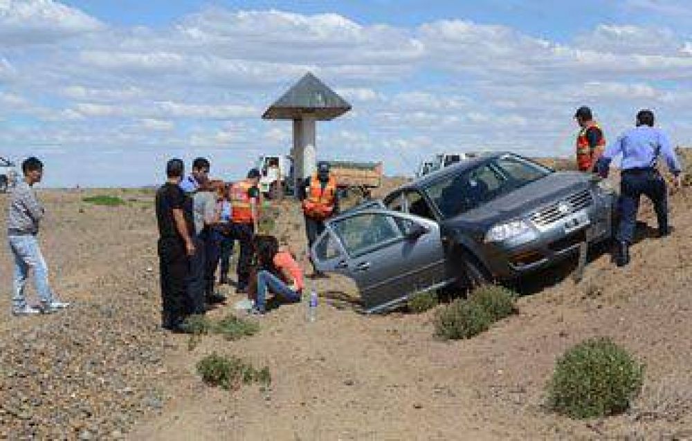 Cami�n casi provoca tragedia en la ruta 3