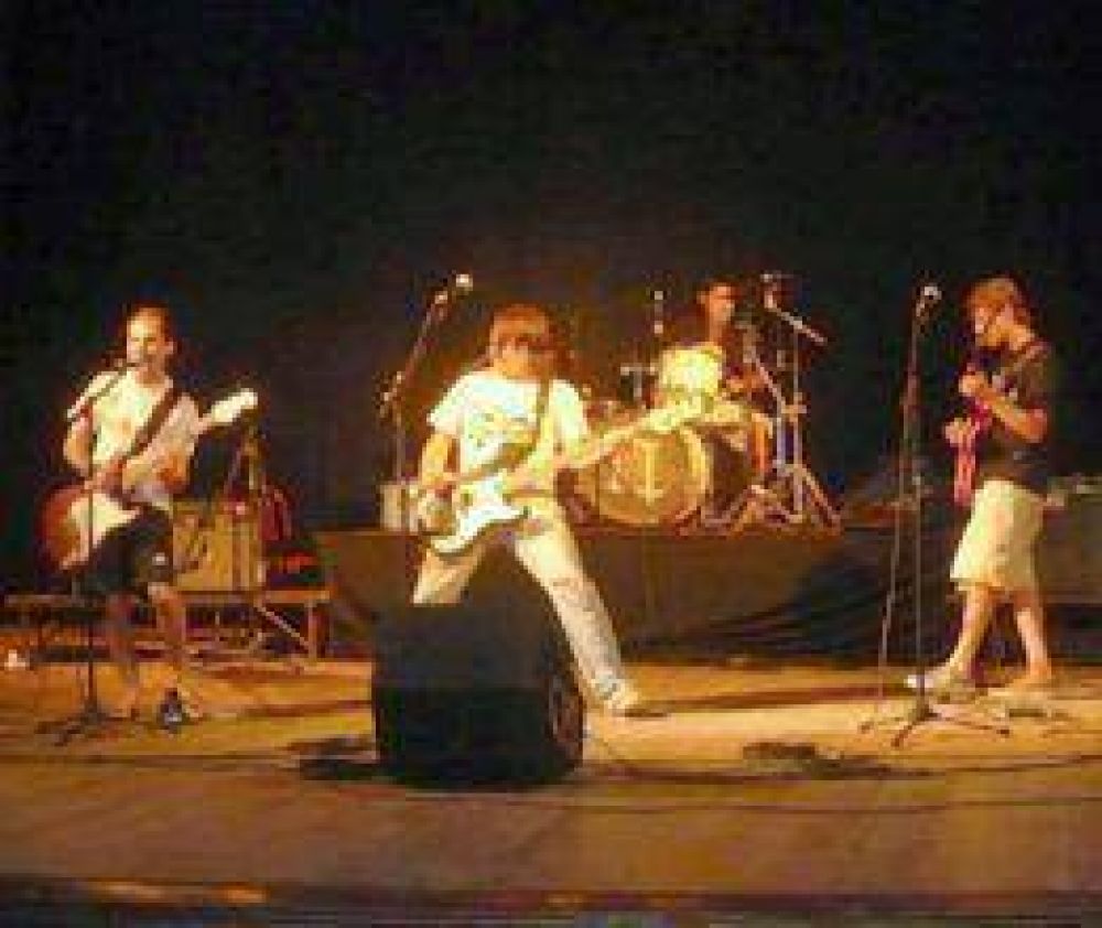 Contin�a el cliclo cultural de verano 2013  
