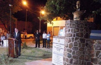 Se inaugur� la plazoleta Manuel Belgrano en G�emes