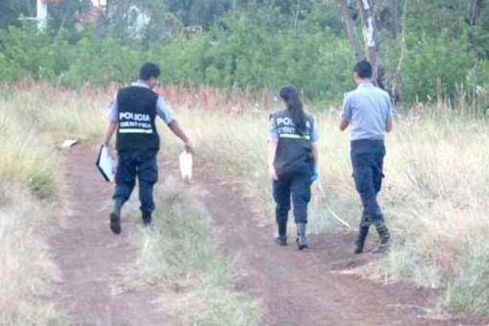 Misterio: hallan el c�daver de una mujer en un trillo