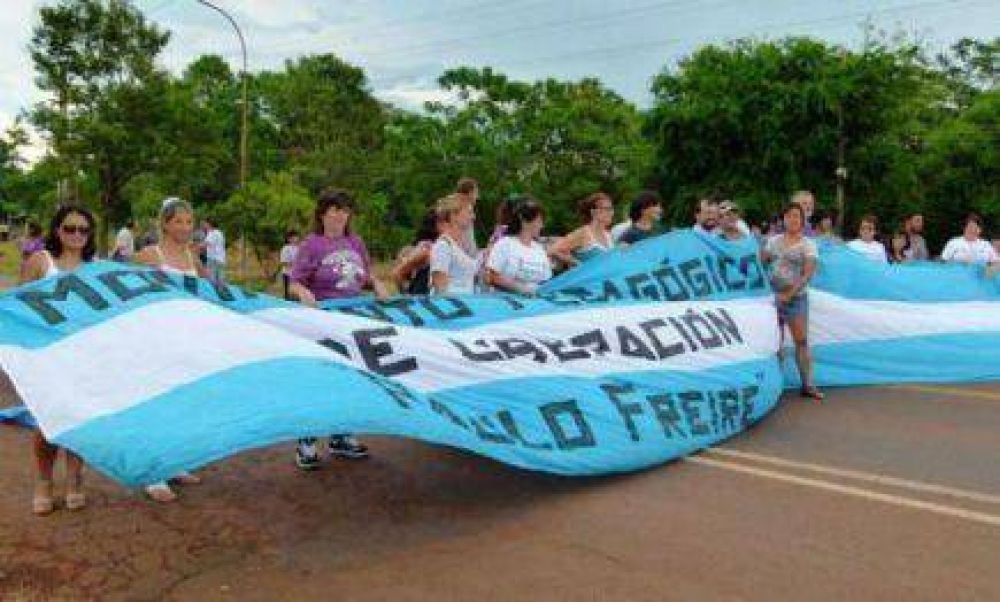 El MPL consigui� suspender el sumario iniciado a 8 docentes