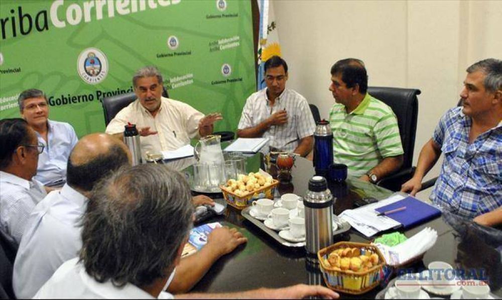 Educaci�n a la espera de Colombi y Hacienda para llamar a los gremios