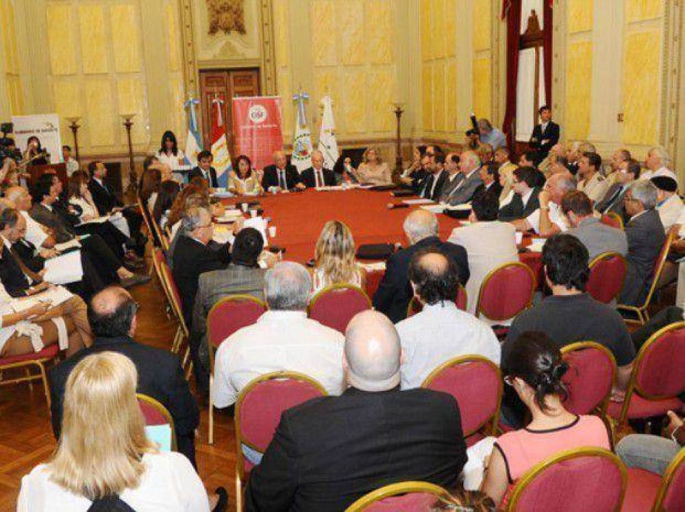 Ahora aseguran que Rosario tendr� este a�o su polic�a de proximidad