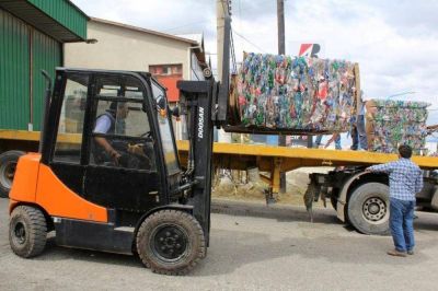Se realiz� el primer env�o del a�o de material PET