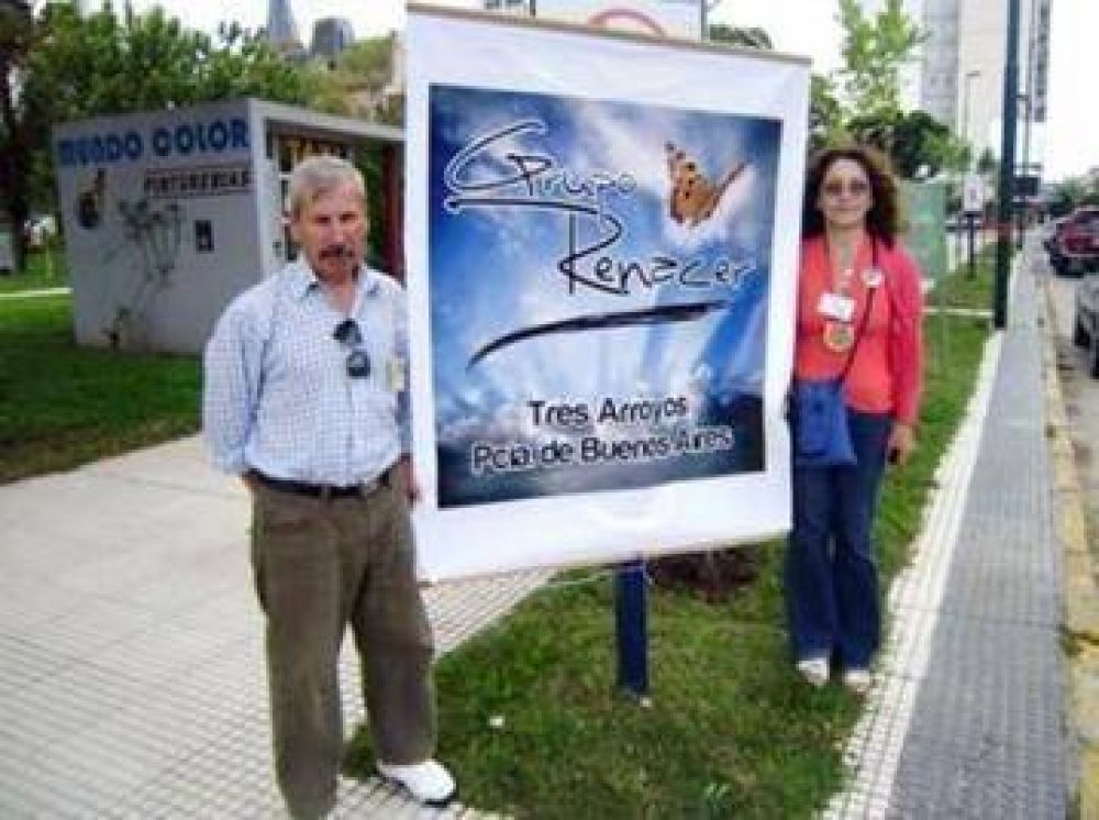 El grupo "Renacer" organiza una colecta de �tiles escolares
